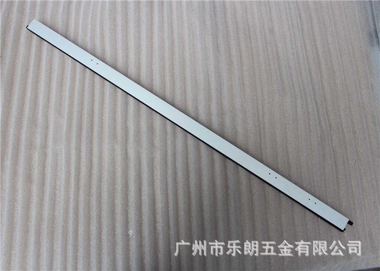 樂(lè)朗五金RDA-31 門(mén)底防塵器